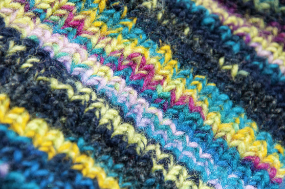 手編みウールスカーフ/ニットスカーフ/かぎ針編みストライプスカーフ/手編みスカーフ - ブルースカイグラデーションボヘミアンメリ 8枚目の画像