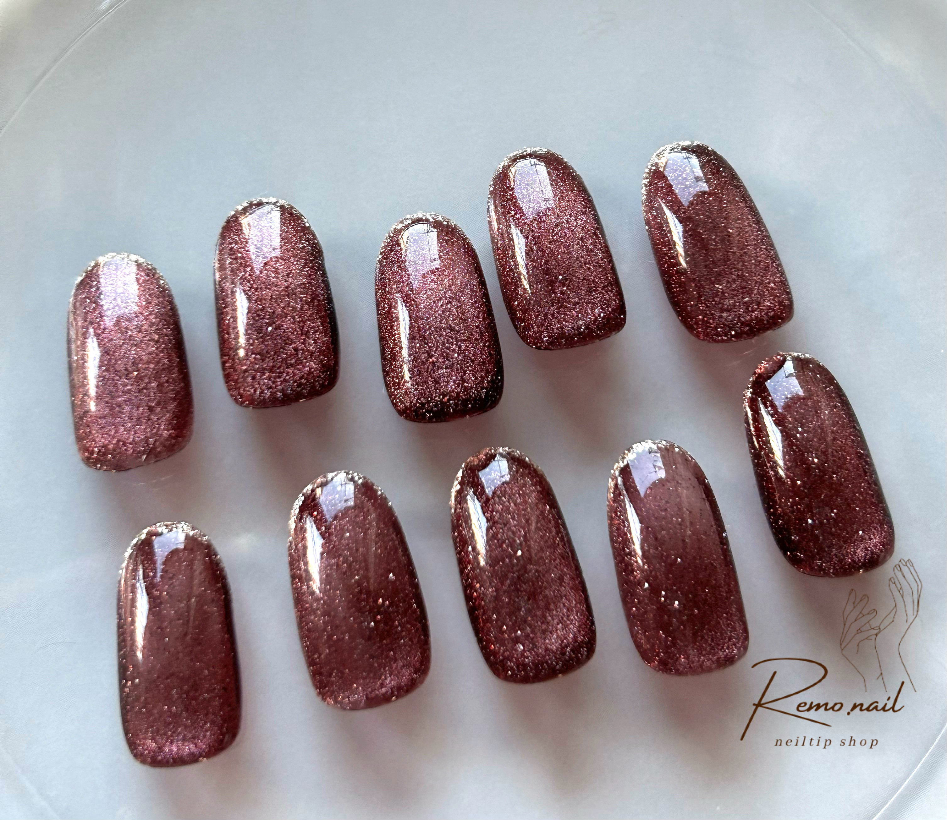 アメリカンチェリーのようなマグネットネイルチップ ブライダル  