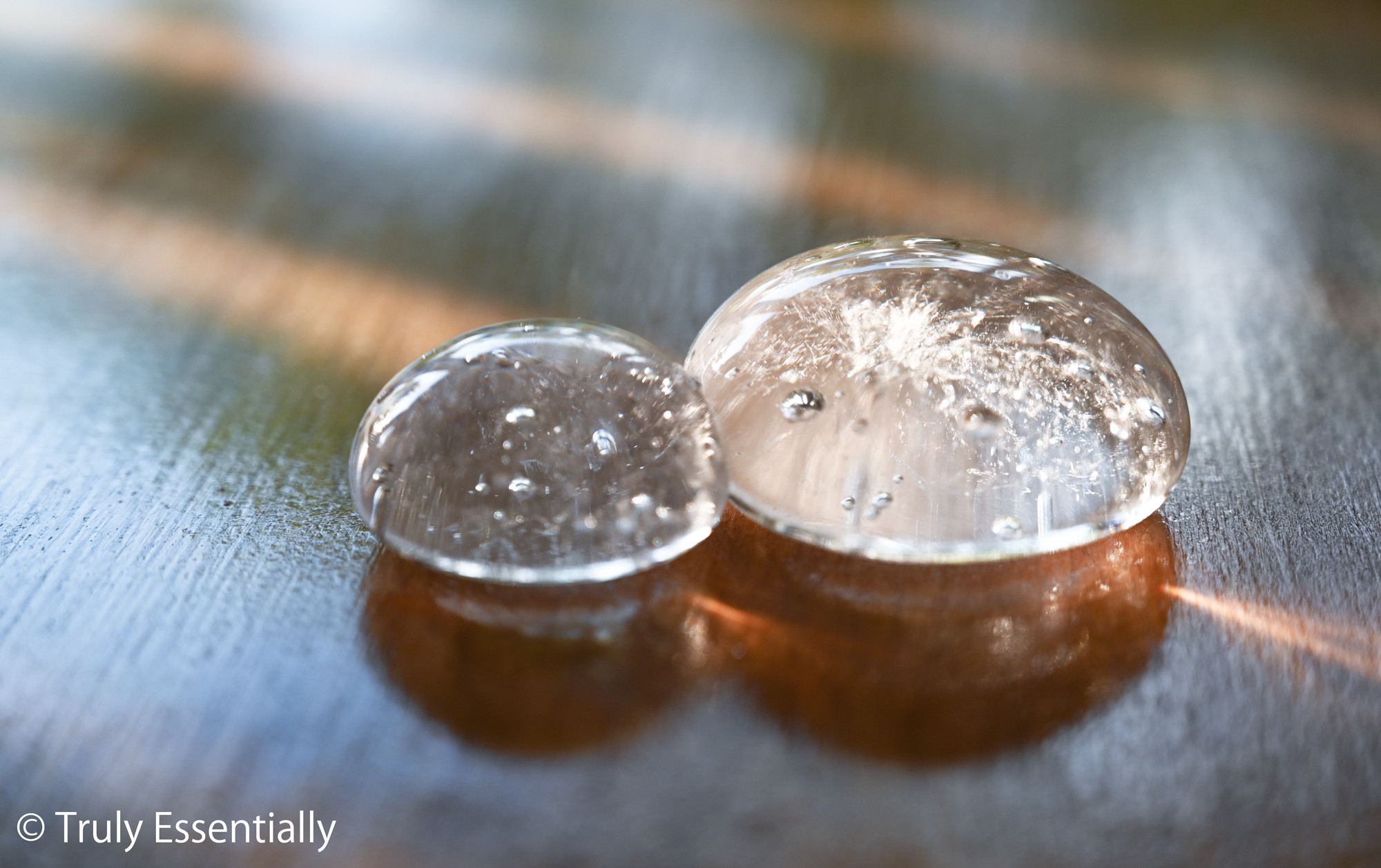 無色透明ガラスのインテリアオブジェ - 「 いる・ある・きえる」 ● 幅約8cm・光沢