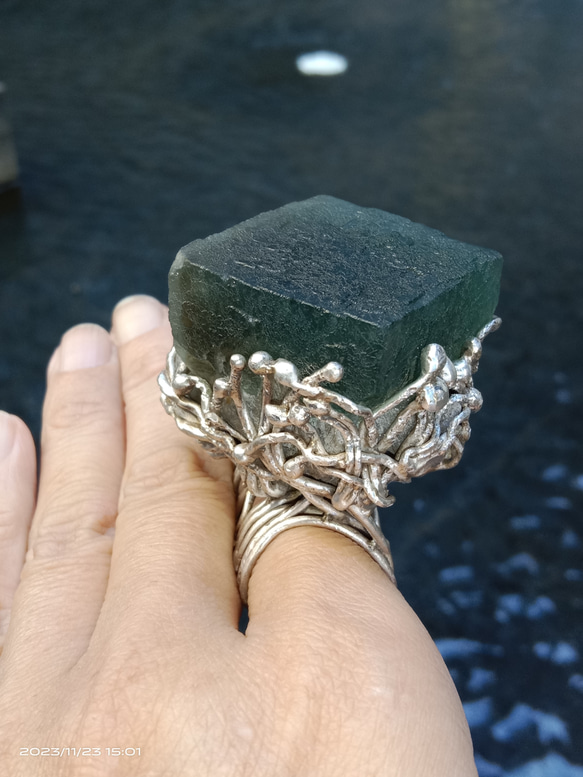 螢石原礦手工銀戒 純銀戒指~ 「立方」~ Fluorite Mineral Silver Ring 第19張的照片