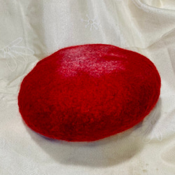 雙面設計款～羊毛氈手作貝雷帽（紅色系） 第3張的照片