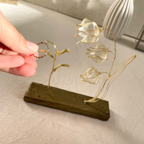 ディップアート すずらんのリングツリー ワイヤークラフト 立體・雕塑