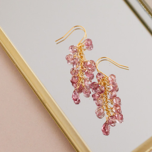 マラヤガーネットのピアス/イヤリング ピアス（フック・チェーン