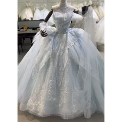 爽やかで優しいブルー 胸フリル 2ways花柄のモチーフ刺繍が美しく優雅  