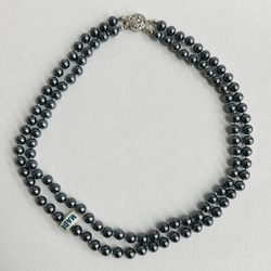 ガラスパールオールノット2連ネックレス/6mm約40cm43cm/ガンメタル/R/made in japan 1枚目の画像