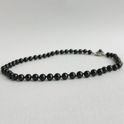 ガラスパールオールノットネックレス/6mm約42cm/マルーンブラック/R/made in japan 1枚目の画像