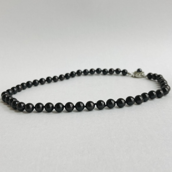 ガラスパールオールノットネックレス/6mm約42cm/マルーンブラック/R/made in japan 1枚目の画像