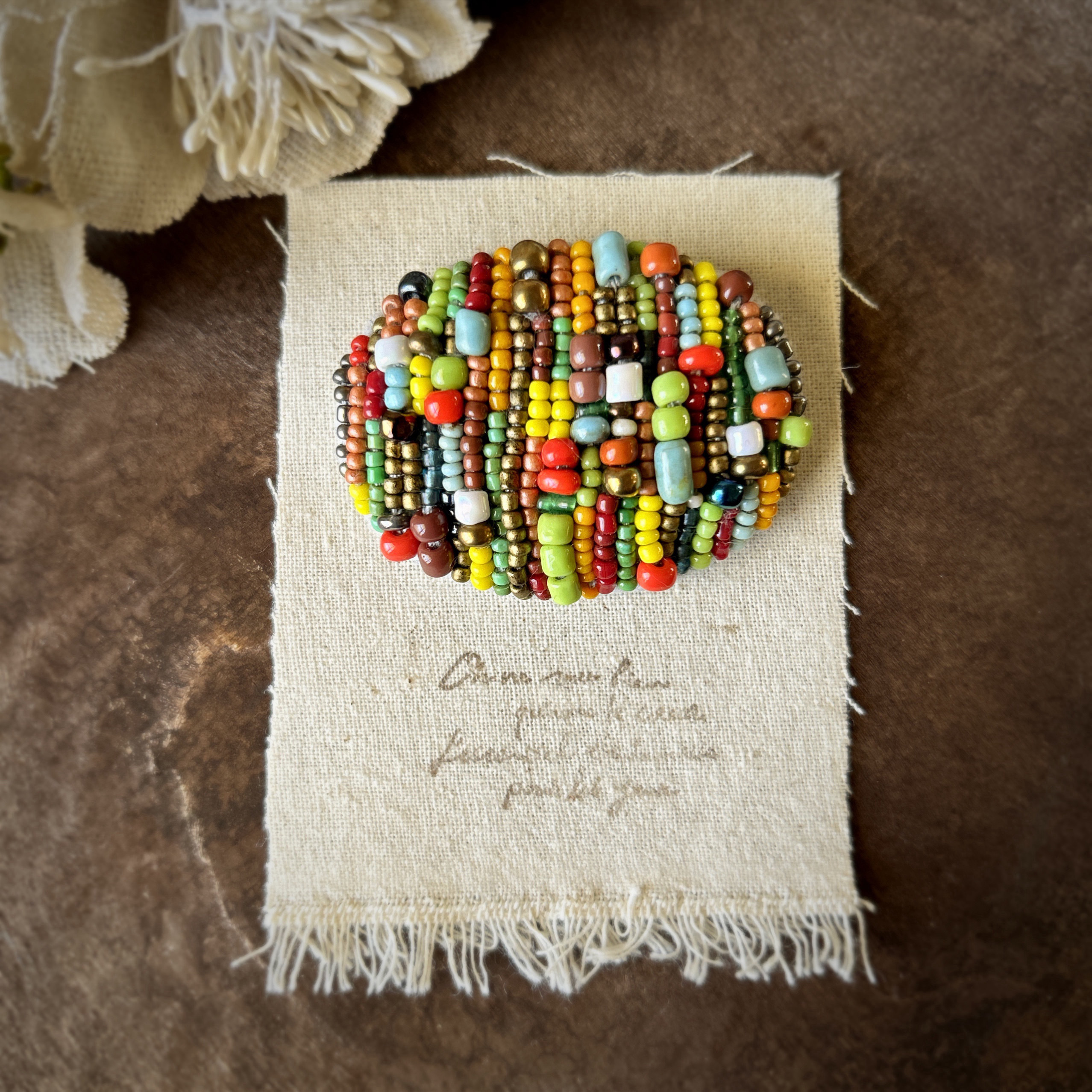 【送料無料】creema限定 1点もの ビーズ刺繍ブローチ・colorful