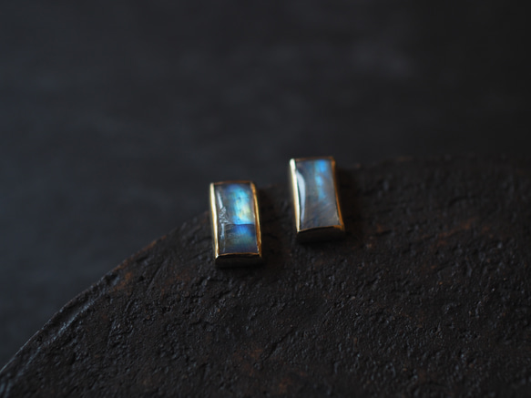 white labradorite brass pierce (kau) 5枚目の画像