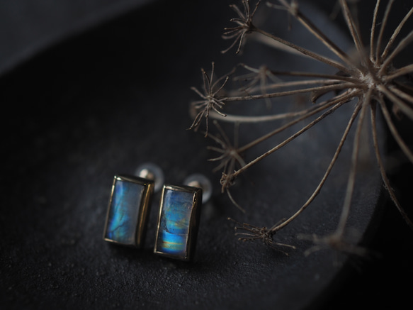 white labradorite brass pierce (kau) 6枚目の画像