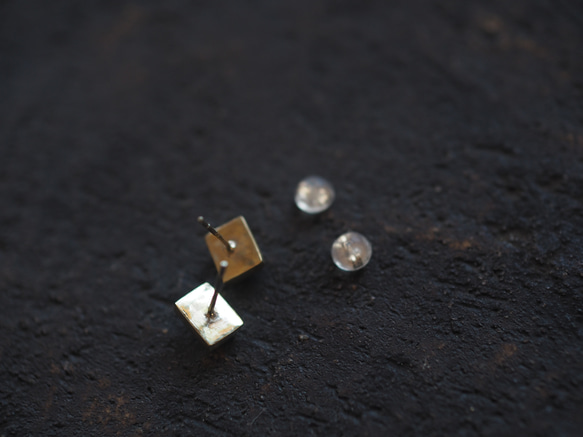white labradorite brass pierce (tenkyuu) 12枚目の画像