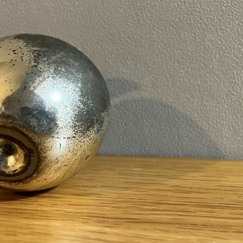 国産の古いペーパーウェイト 林檎のオブジェ りんご置物 文鎮