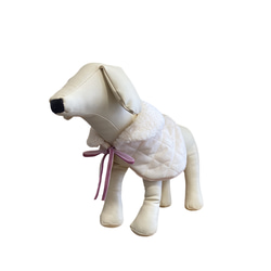 犬猫用 ダウン風ケープコートボア襟(薄ベージュ)モーヴリボン 犬服 2枚目の画像