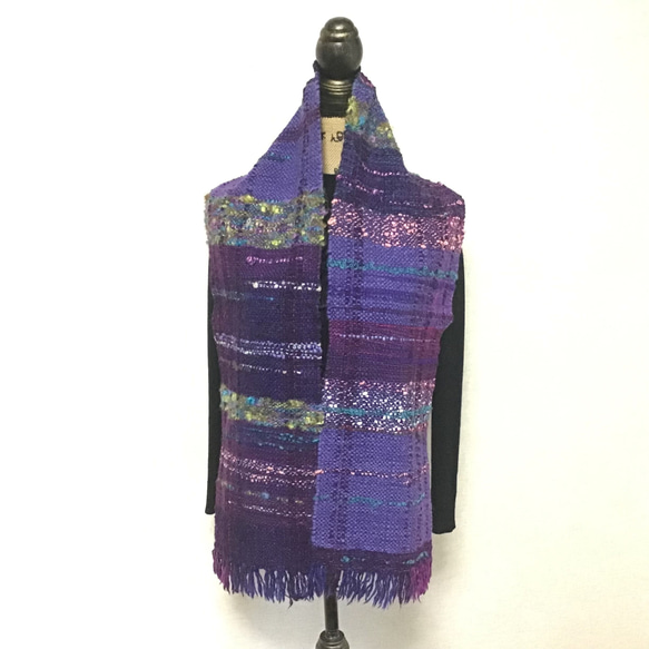 紫色が素敵な 手織り ウールマフラー/防寒 プレゼント（23-10） 7枚目の画像