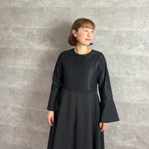 冠婚葬祭】華やかレース切り替え ブラックフォーマルワンピース 冠婚葬祭】華やかレース切り替え ブラックフォーマルワンピース