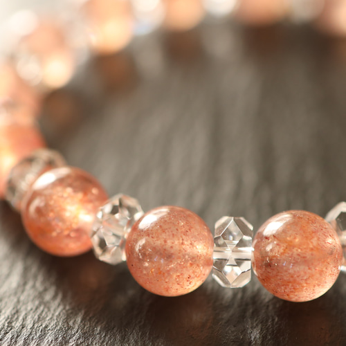 ☆美と希望を象徴する石☆オレンジエピドート・シスト：9ミリ＆水晶