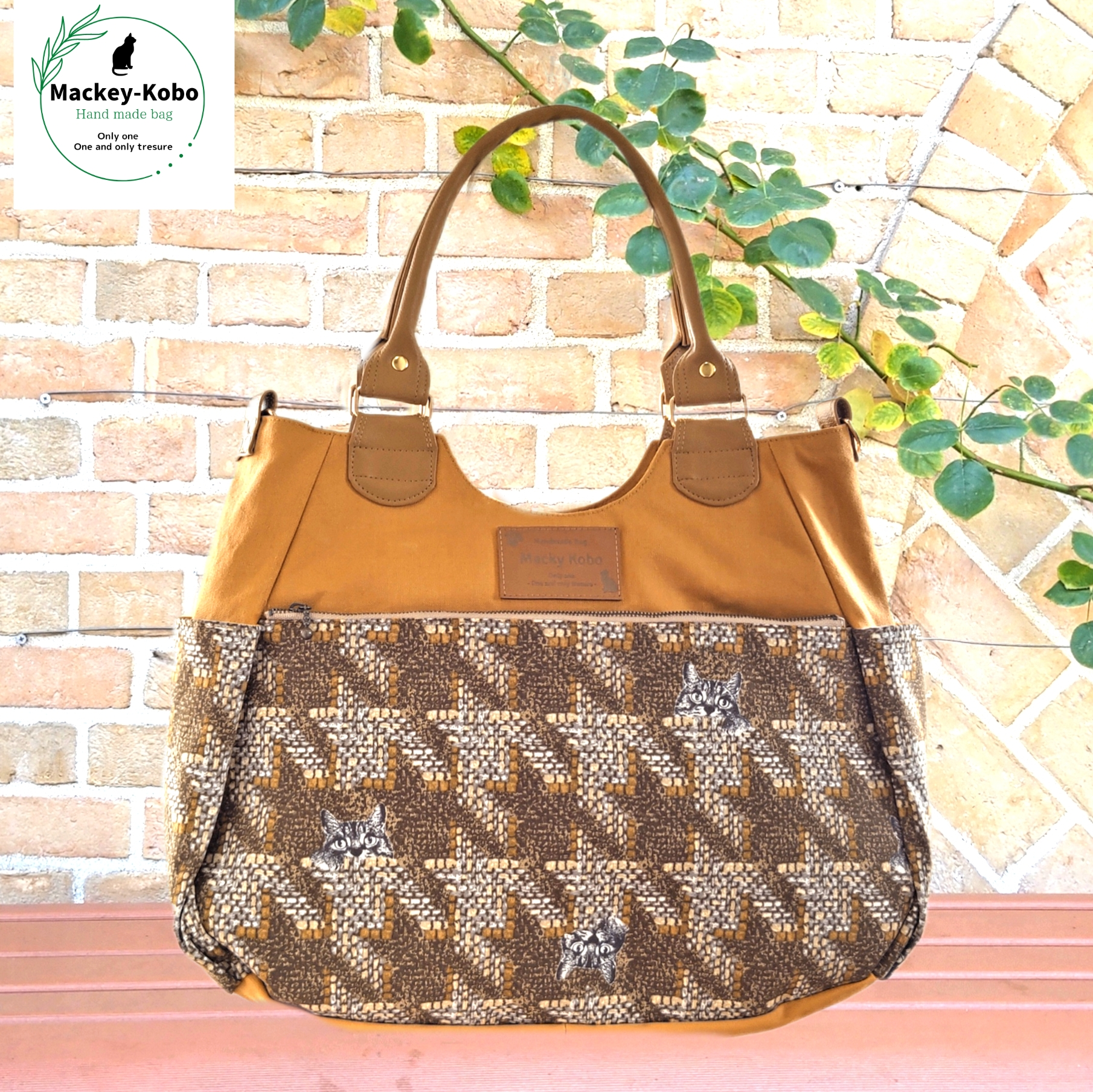 おにぎり2wayバッグ【千鳥柄にゃんこ:辛子色】 6,390円