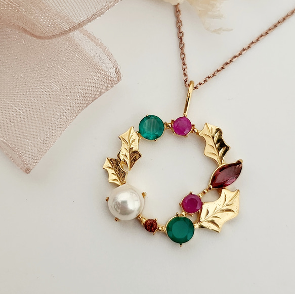 マクラメネックレス　クリスマスリース　オパール bd57895ae865c8a02a1ef2f8b77810