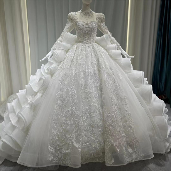 お買い得！高級感溢れる くるみボタン ロングトレーン 肩あり 長袖