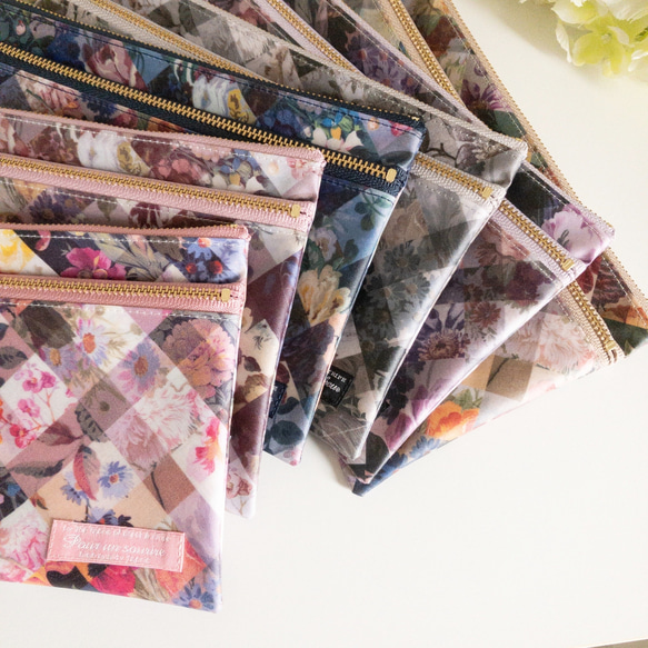 ダブルファスナーポーチ（20cm）＊リバティ ラミネート＊アーカイブギンガム（Archive Gingham） 8枚目の画像