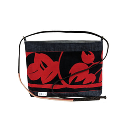 赤×黒の帯リメイクバッグ 2枚目の画像
