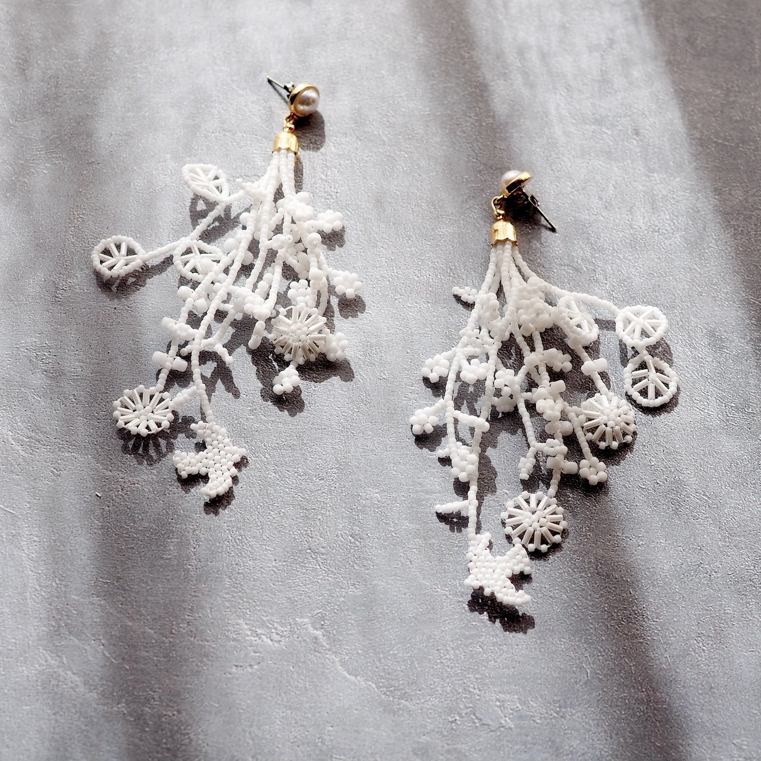 『花園』ビーズのレース風フリンジのピアス/イヤリング【受注】 8,400円