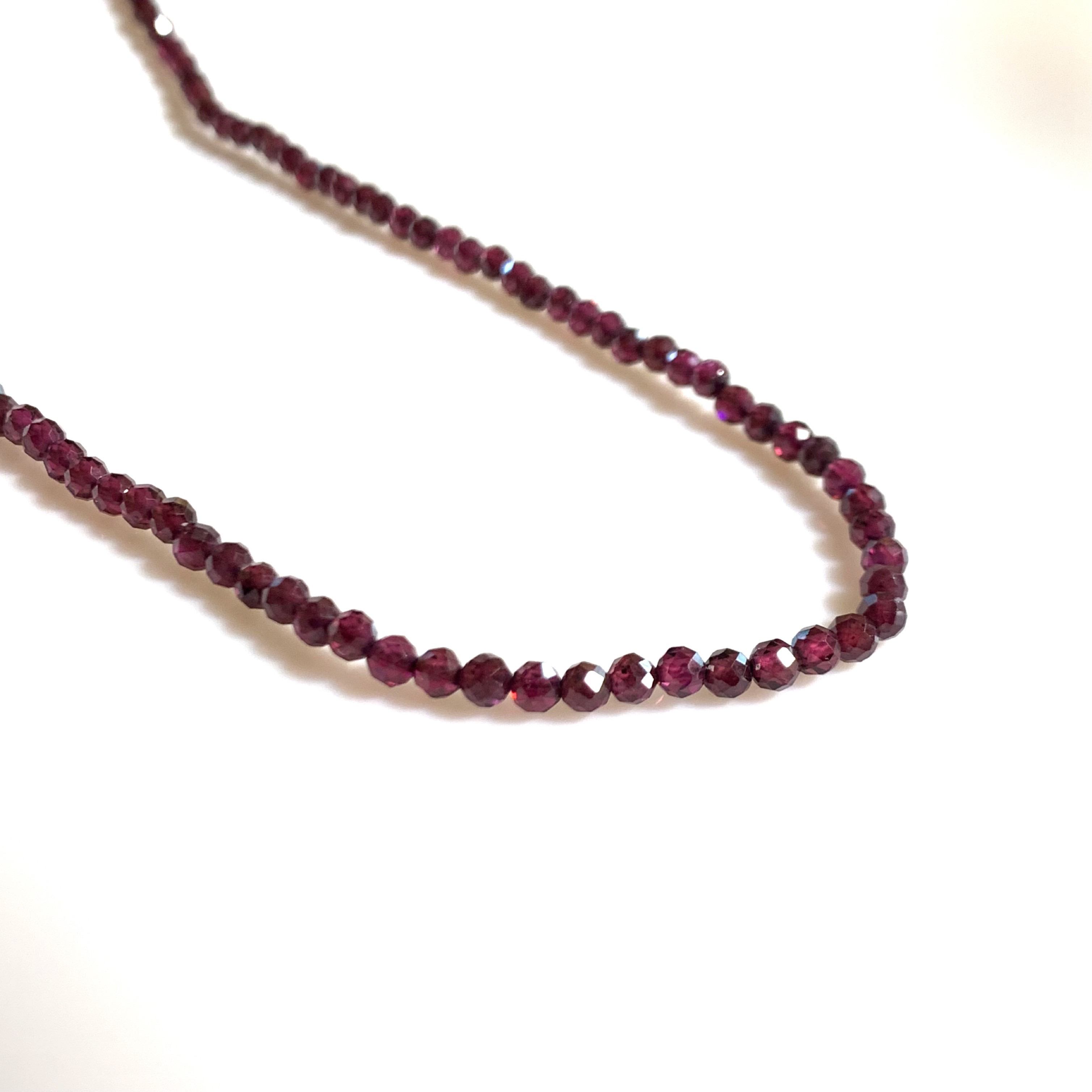 ロードライトガーネットネックレス