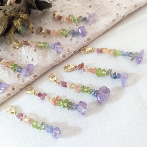 さざれ石の7色チャーム キーホルダー Naturaleaf 通販 16992407