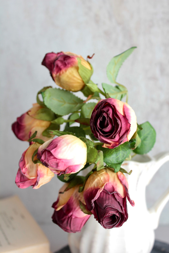 【花瓶付き】ドライフラワーのような造花setグラデーションローズの投げ入れアレンジ 4枚目の画像