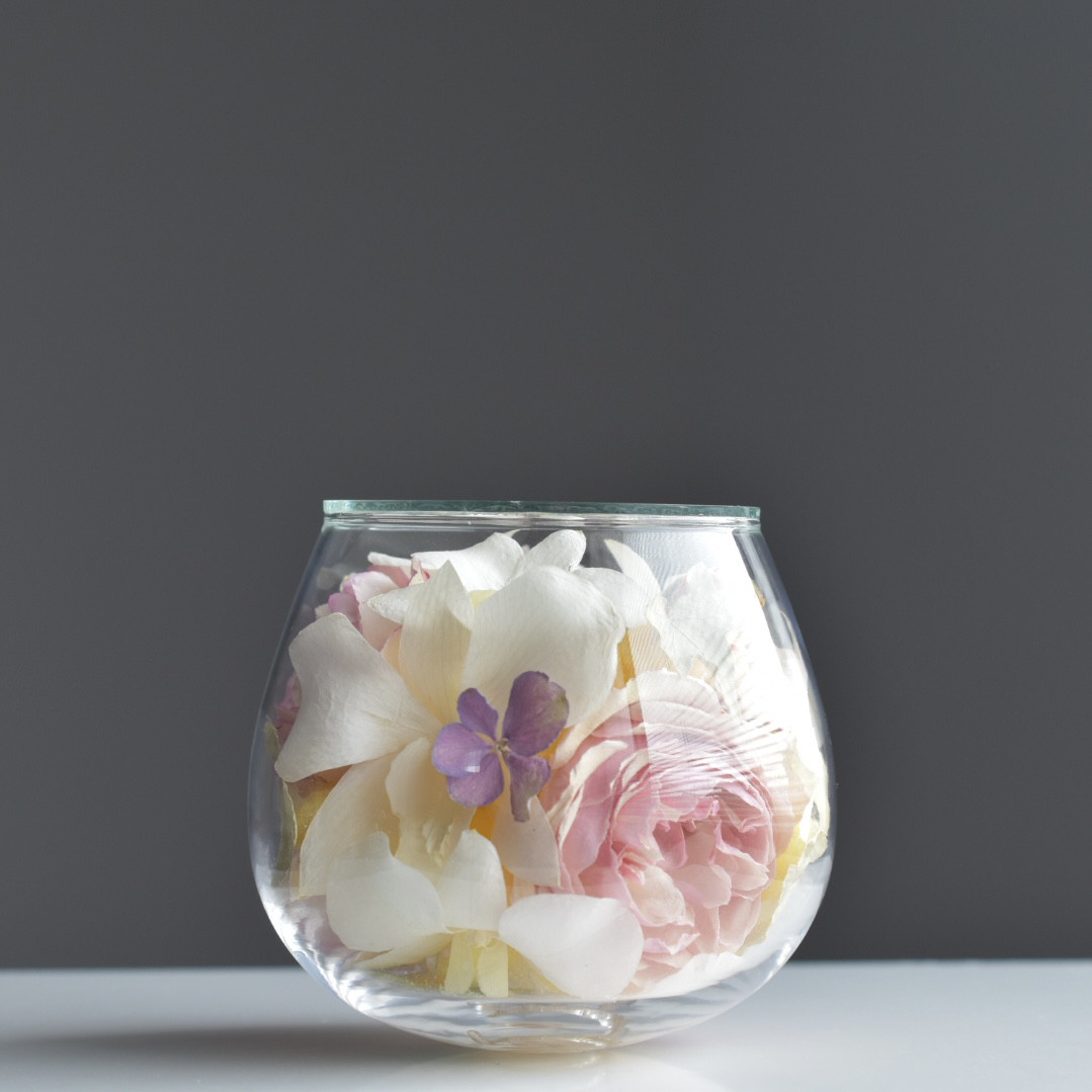 「mimus」ミムス　バラと紫陽花の小さなドライフラワー　ガラスドーム 【一点モノ】