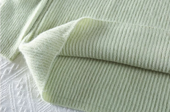 ❣️手編み ゆったりタートルネックのスカート　厚手のセーター 8枚目の画像