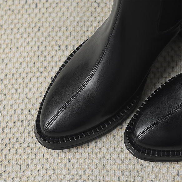 痩せて長足の牛革直筒ブーツ冬の金属ボタン真皮長靴22-24.5サイズ 3880 