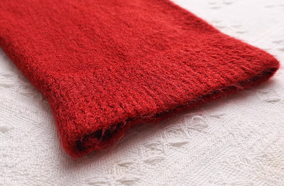❣️手編み 赤 ミディアム丈のセーターワンピース　厚手のニットスカート 8枚目の画像