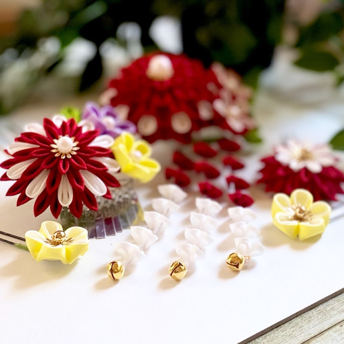 上質な髪飾りで豊かなハレの日を～ 七五三髪飾り7歳様向け 赤