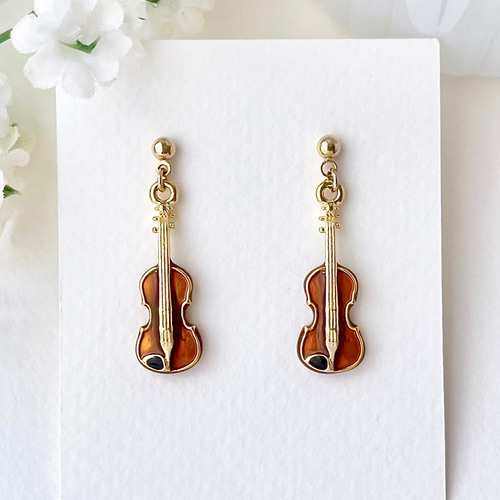 バイオリン ミニチュア楽器 ピアス／イヤリング ピアス（スタッド・一