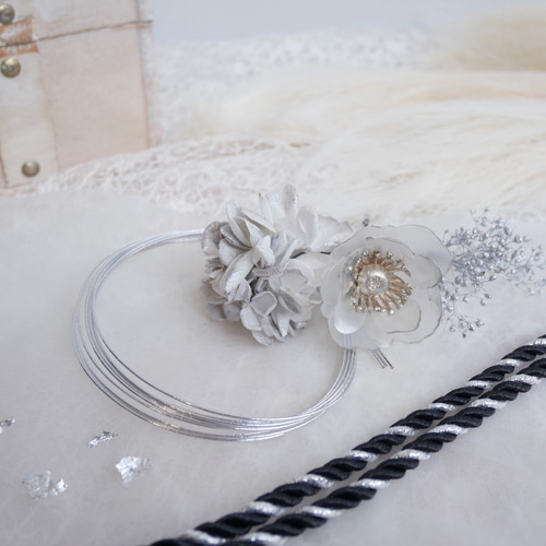 A135 ポニーテール 黒×シルバー 組紐 水引 ドライフラワー 髪飾り 成人