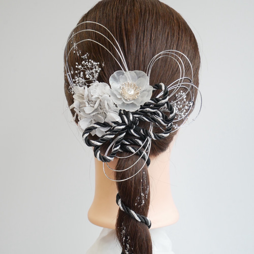 A135 ポニーテール 黒×シルバー 組紐 水引 ドライフラワー 髪飾り 成人