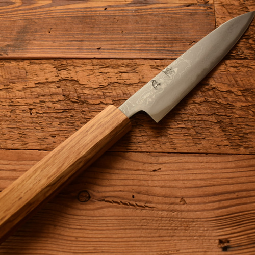 手造り鍛造 ダマスカス 多層鋼 ペティナイフ 135mm 包丁 樫八角柄 包丁