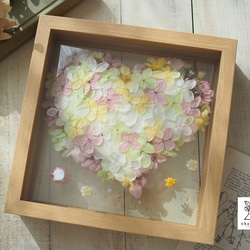 《結婚祝い/お誕生日/インテリアフラワー》カラフルなお花のハート♪プリザーブドフラワーのガラスフレームS 3枚目の画像