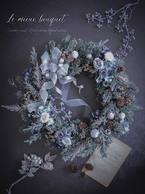 shabby chic christmas wreath 1枚目の画像