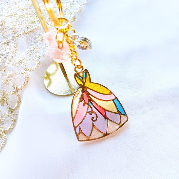 プリンセスドレス チャーム キーホルダー Lueur 通販 16994601｜Creema