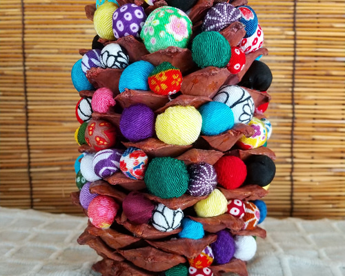 珍品 単衣 小紋 紬 松ぼっくり 松 クリスマス お正月 グレー 珍品 単衣 小紋 紬 松ぼっくり 松 クリスマス お正月 グレー