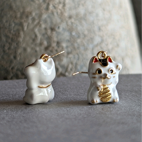 2026用 明治神宮御祈祷済/お正月ご祈祷縁起物◇招き猫ピアスor