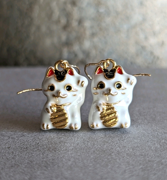 ご予約/早割】2026用 明治神宮/お正月ご祈祷縁起物◇招き猫ピアスor