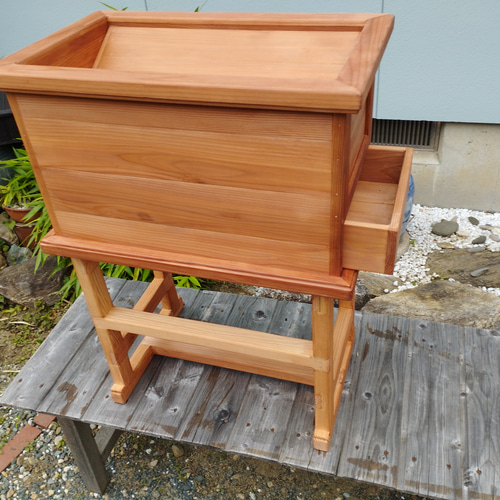 柿渋塗賽銭箱（台なし） 柿渋塗賽銭箱（台なし）