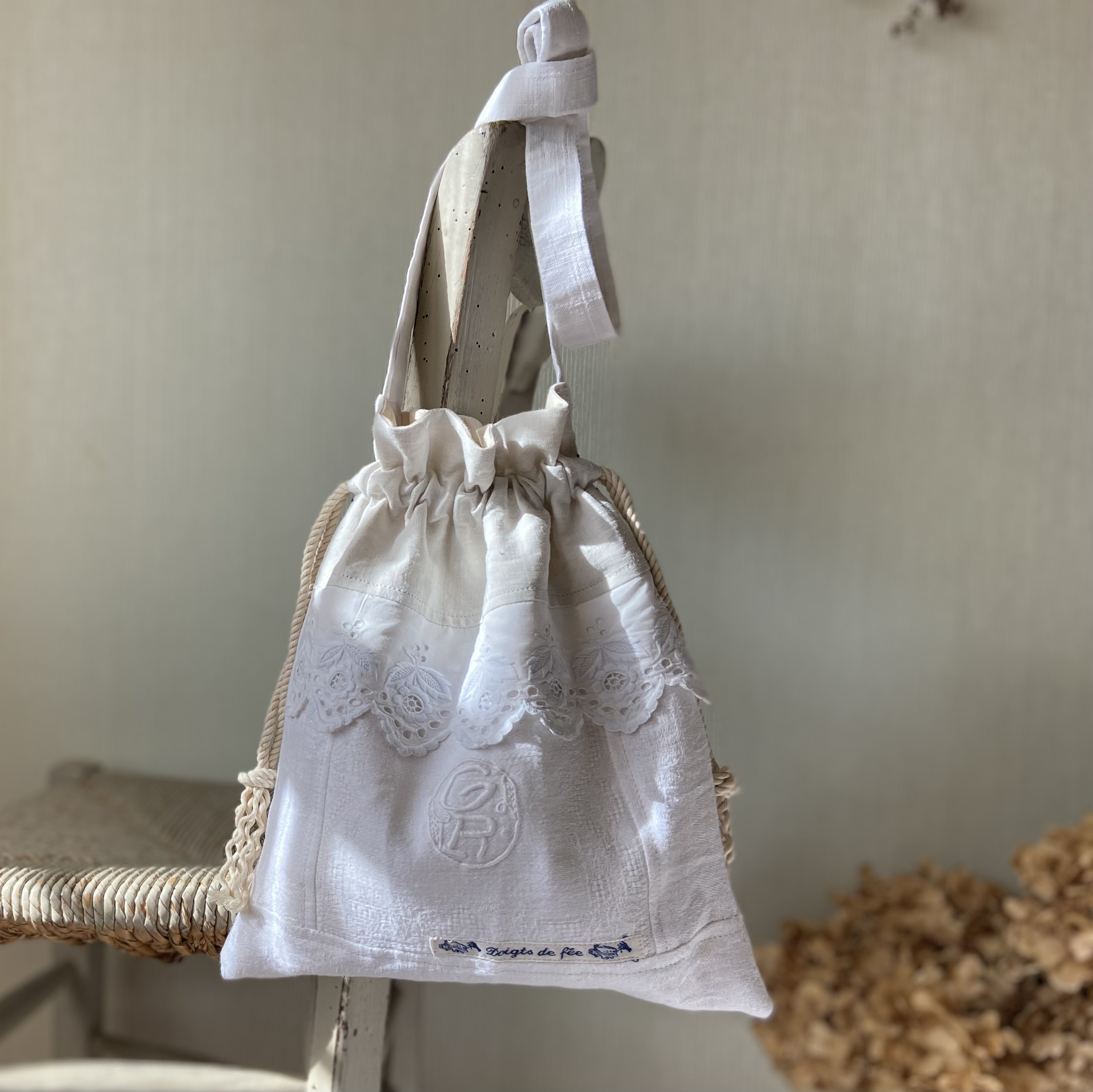 whiteworkフランスアンティークリネン*ダブルモノグラム手刺繡