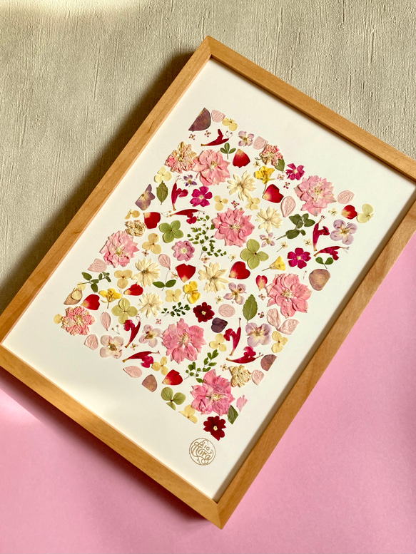 桃色ピンク　春色押し花アート　推しカラーピンク　A4サイズ  io floraの美しい押花アート - 自然の美しさをあな 8枚目の画像