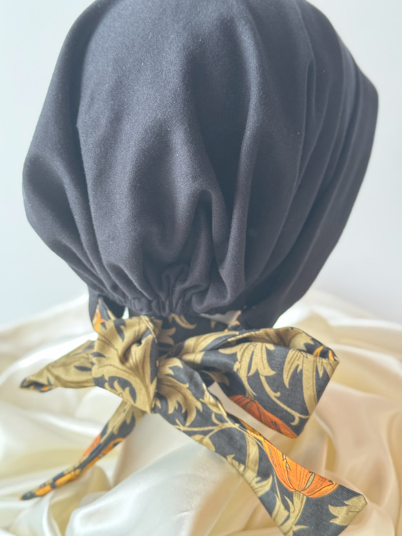 ❤︎エレガント ターバン風　ニット キャップ　黒に近いチャコールグレー✖️ アネモネブラック　ケア帽子　母のプレゼント 4枚目の画像