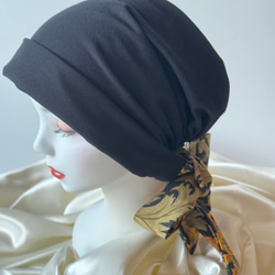 ❤︎エレガント ターバン風　ニット キャップ　黒に近いチャコールグレー✖️ アネモネブラック　ケア帽子　母のプレゼント 6枚目の画像