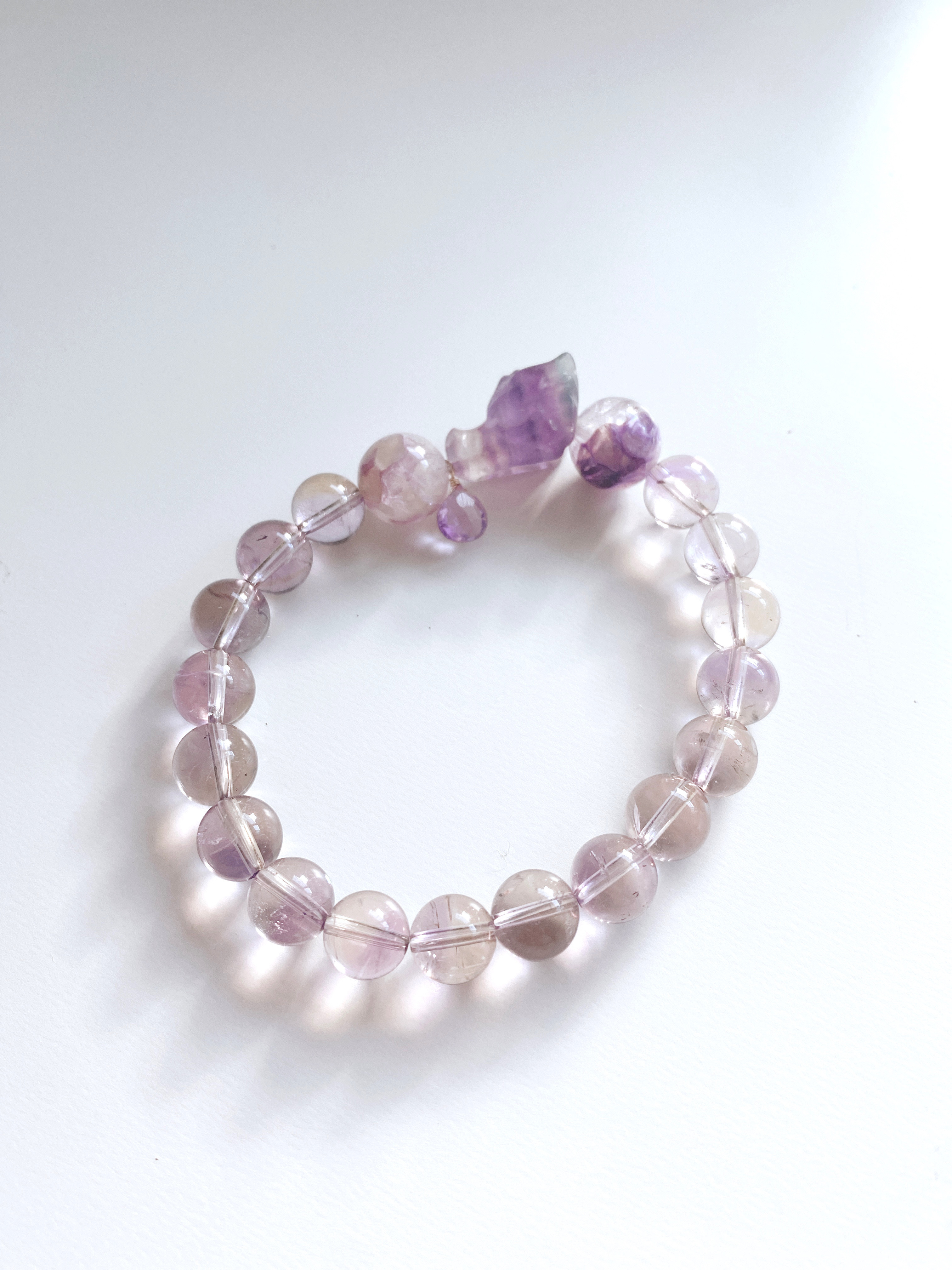 【8-160】2024年　辰年ブレスレット　幻想的なフローライトとアメトリンバージョン